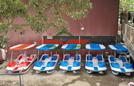 thuyền 4 chỗ composite pedal1